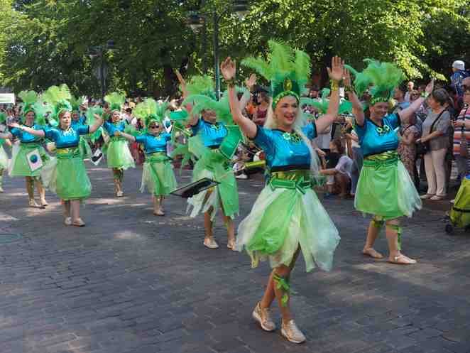 Samba dancers, Samba Tropical school, Seinäjoki, Finland, at Helsinki Samba Carnaval, Helsinki, Finland.